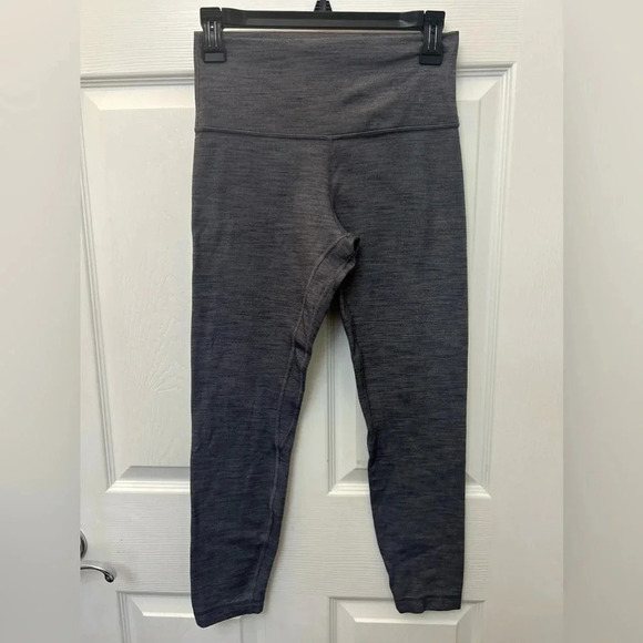 Lululemon Align Pant II 25"
Mini Heathered Herringbone Heathered Black sz 8 - Picture 6 of 8